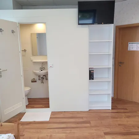 Pansiyon Gaestehaus Kristall *